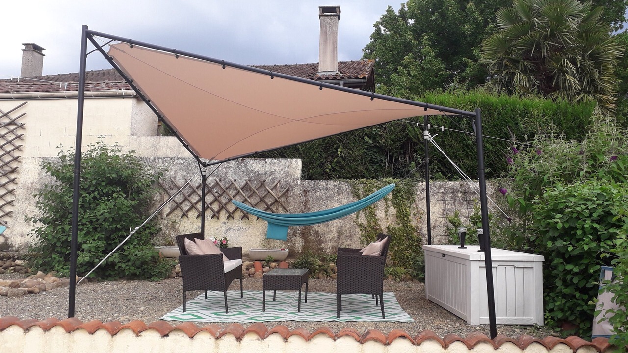 Photo of Patio Balcony in Thuy