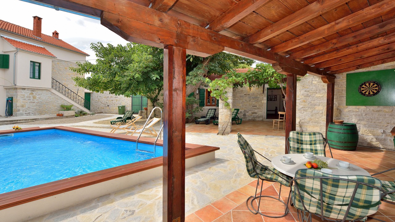 Photo of Outdoor in Smilcic