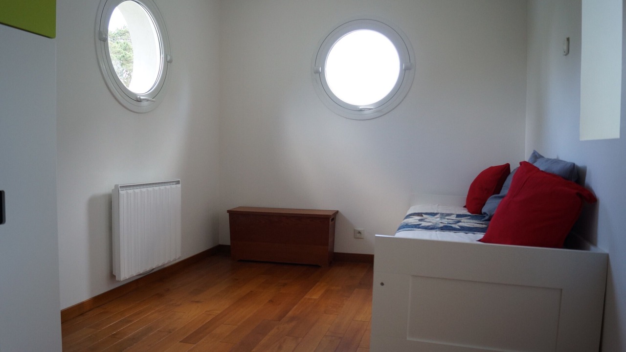 Photo of Bedroom in Saint-Marc-sur-Mer