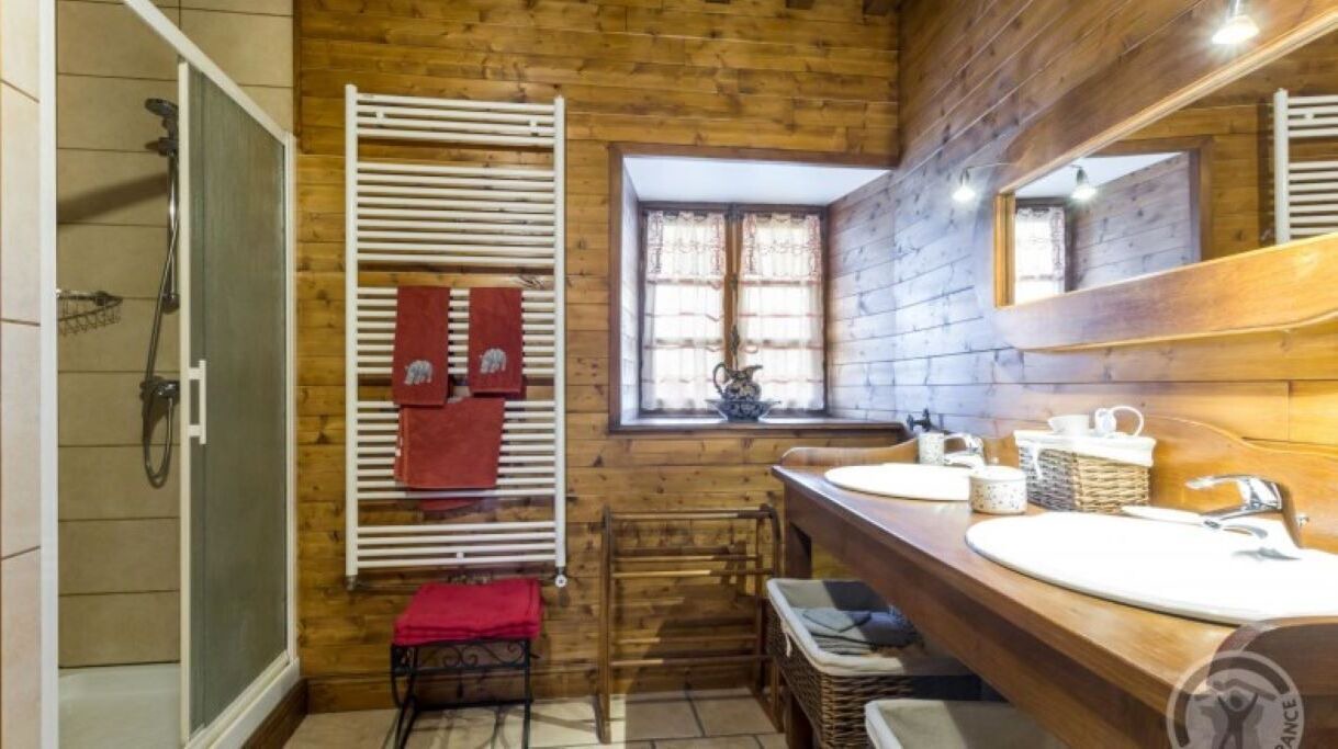 Photo of Bathroom in La Caine