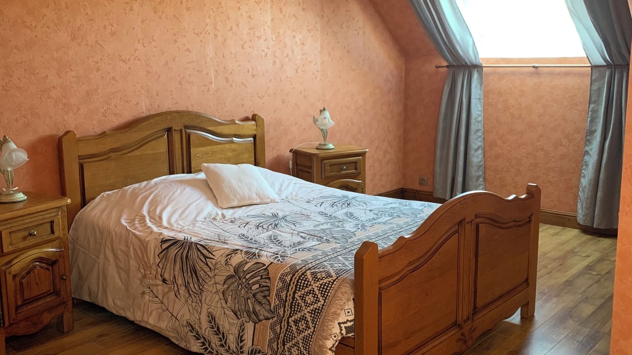 Photo of Bedroom in La Caine