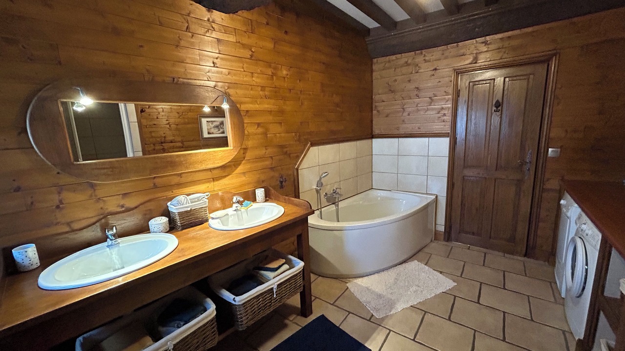 Photo of Bathroom in La Caine