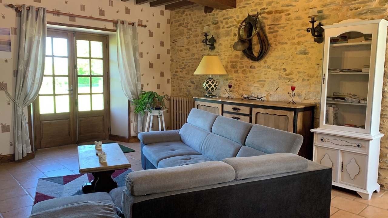 Photo of Livingroom in La Caine