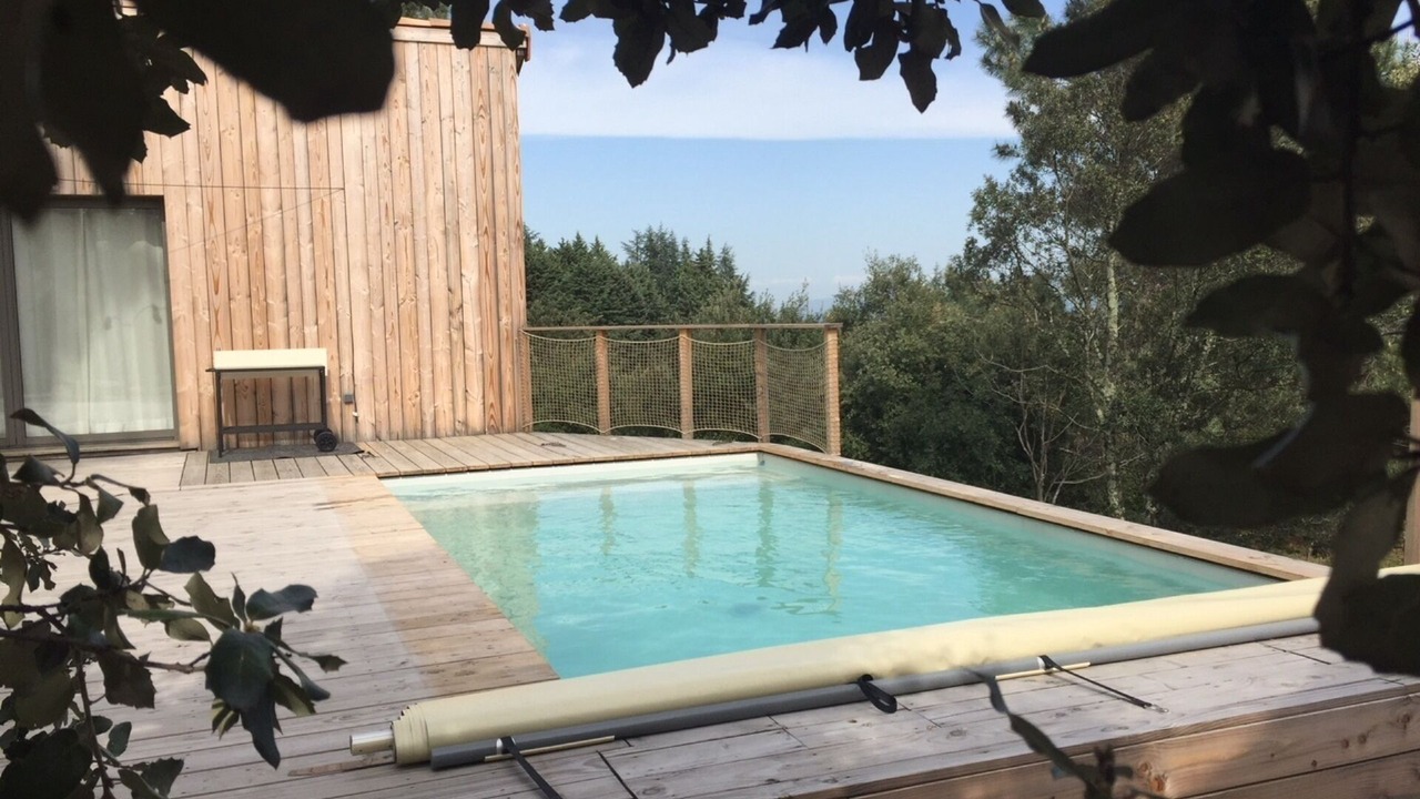 Photo of Outdoor in Banne
