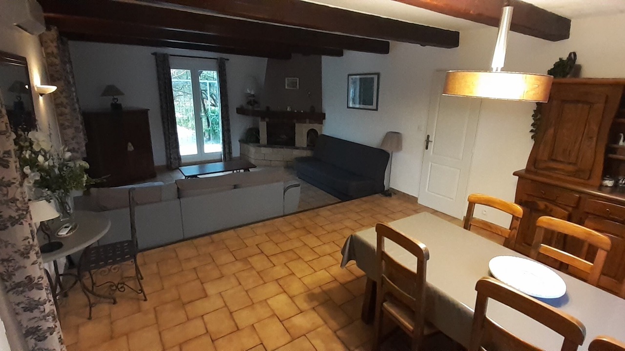 Photo of Livingroom in Mornas