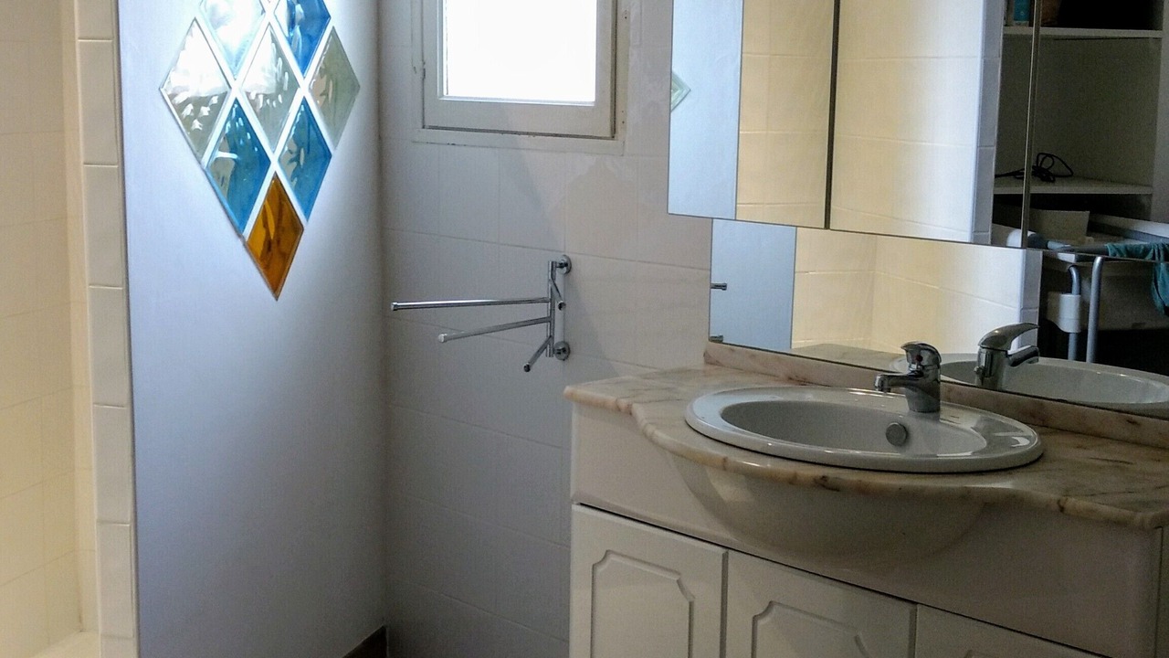 Photo of Bathroom in Mornas