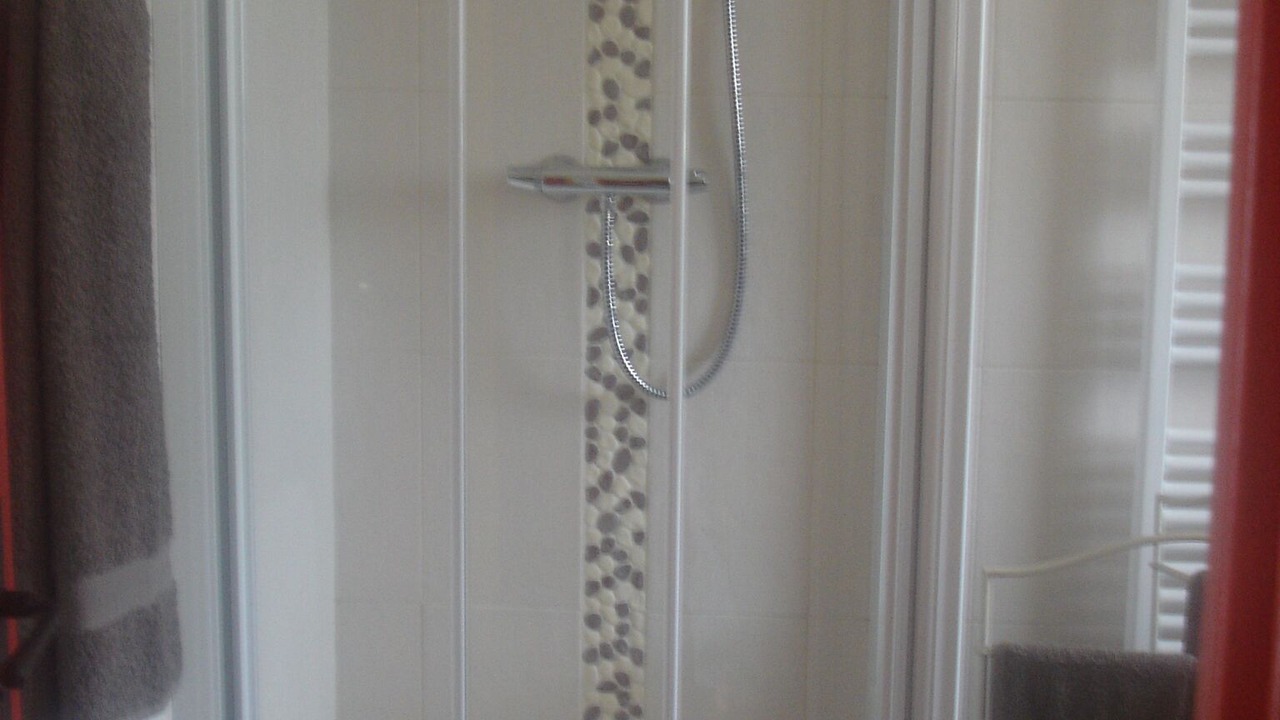 Photo of Bathroom in La Vicomte-sur-Rance