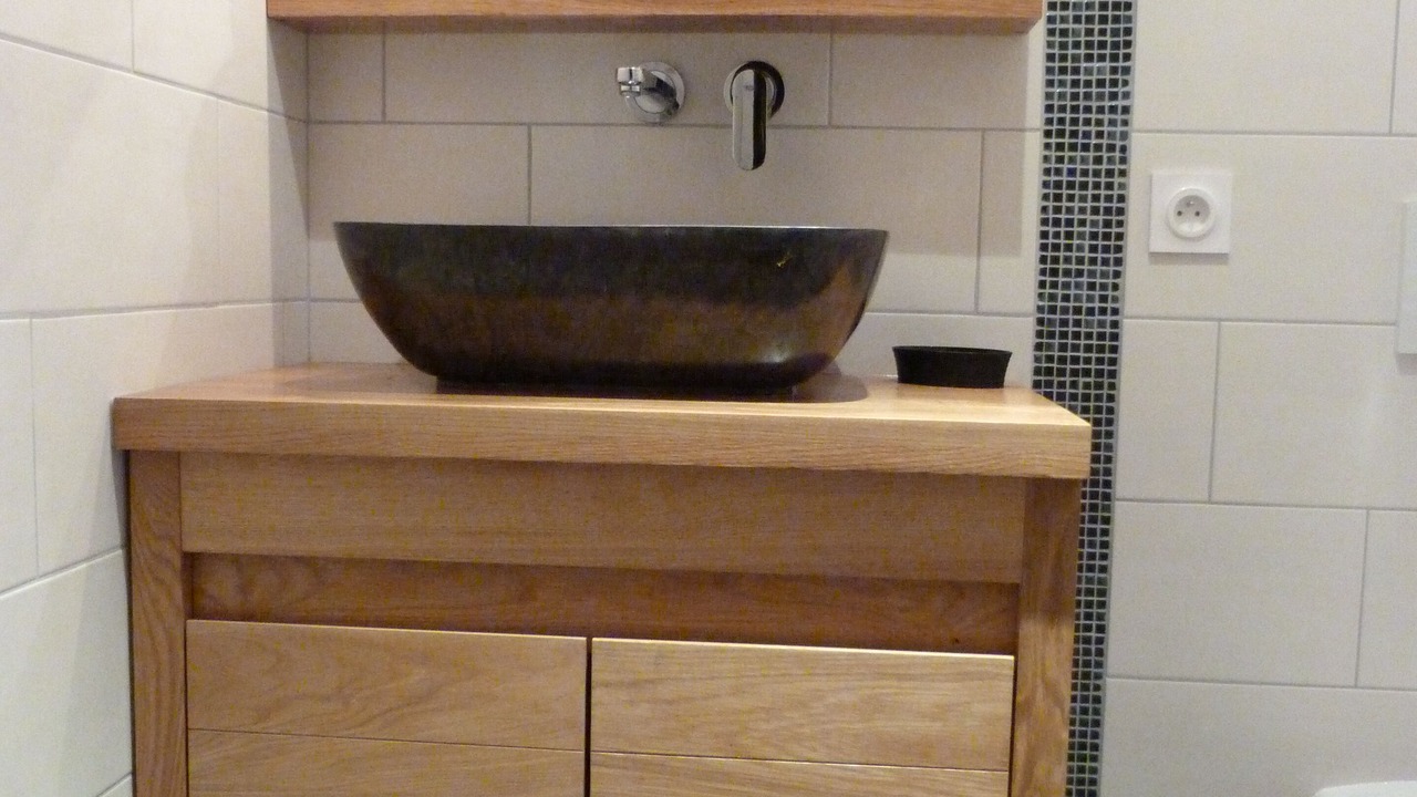 Photo of Bathroom in La Vicomte-sur-Rance