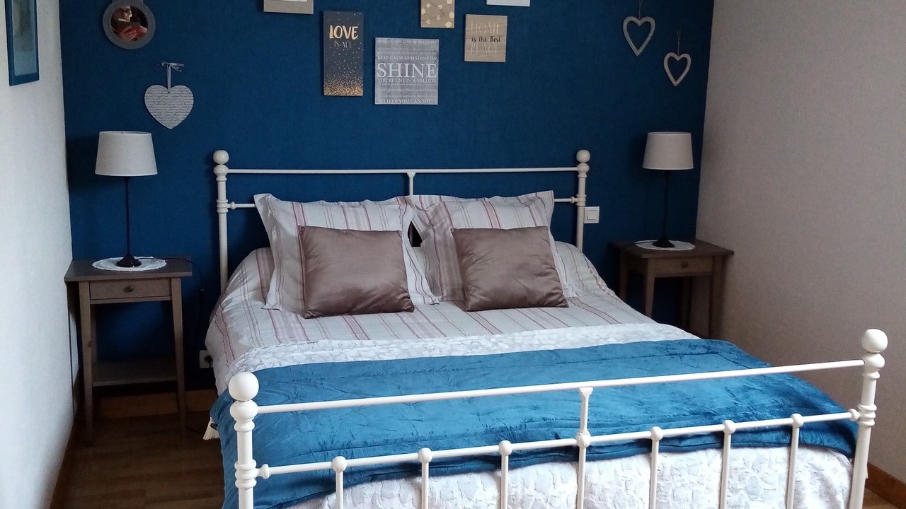 Photo of Bedroom in La Vicomte-sur-Rance