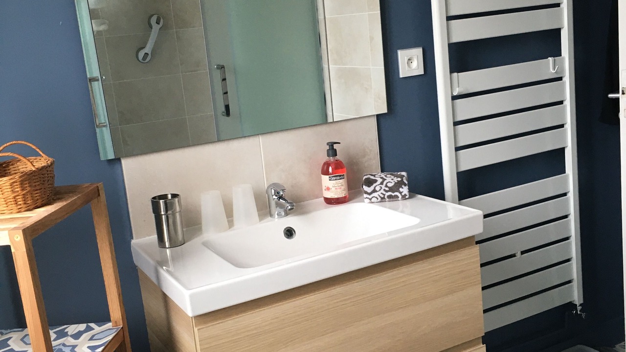 Photo of Bathroom in Saint-Regnobert-de-la-Cote-de-Nacre