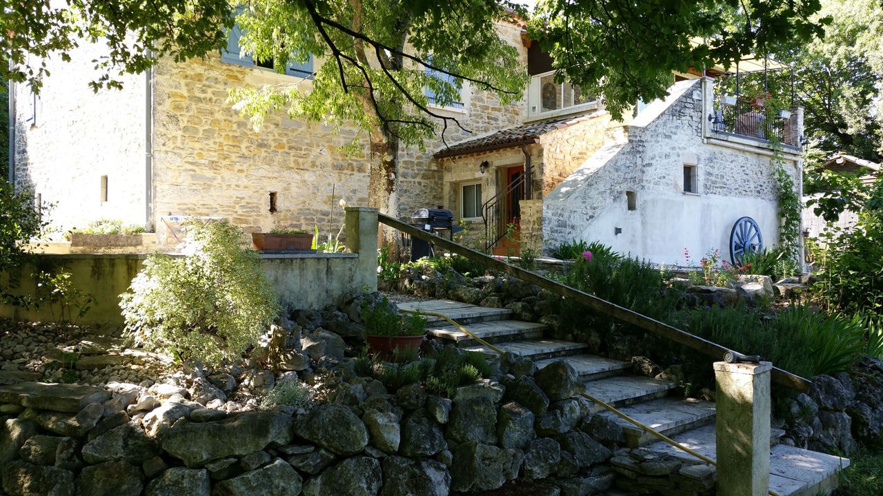 Photo of Outdoor in Grospierres