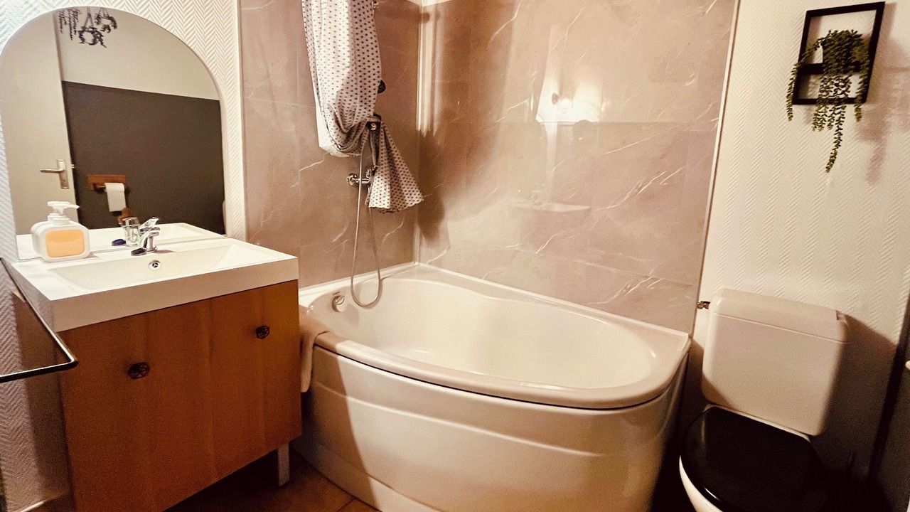 Photo of Bathroom in Courzieu