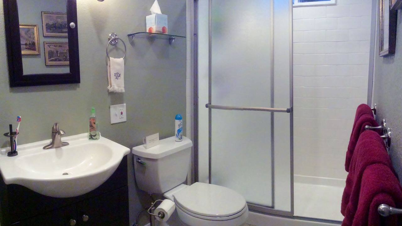 Photo of Bathroom in Cascade