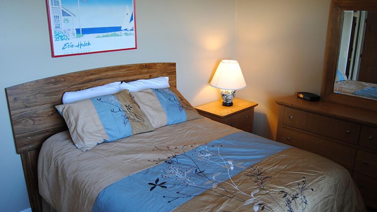 Photo of Bedroom in Pine Point