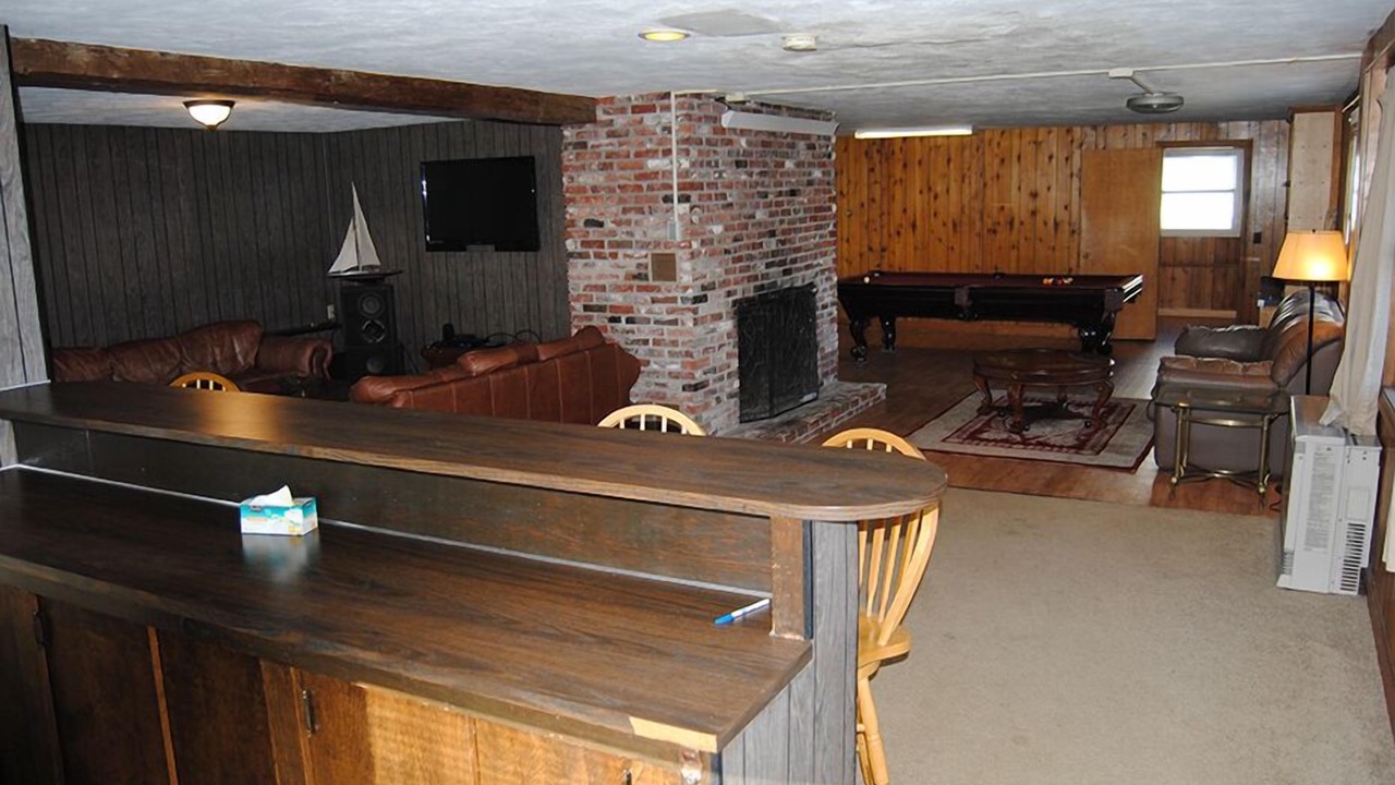 Photo of Bedroom in Pine Point