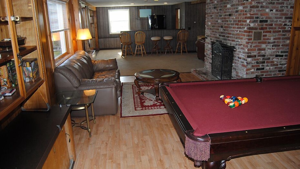 Photo of Livingroom in Pine Point