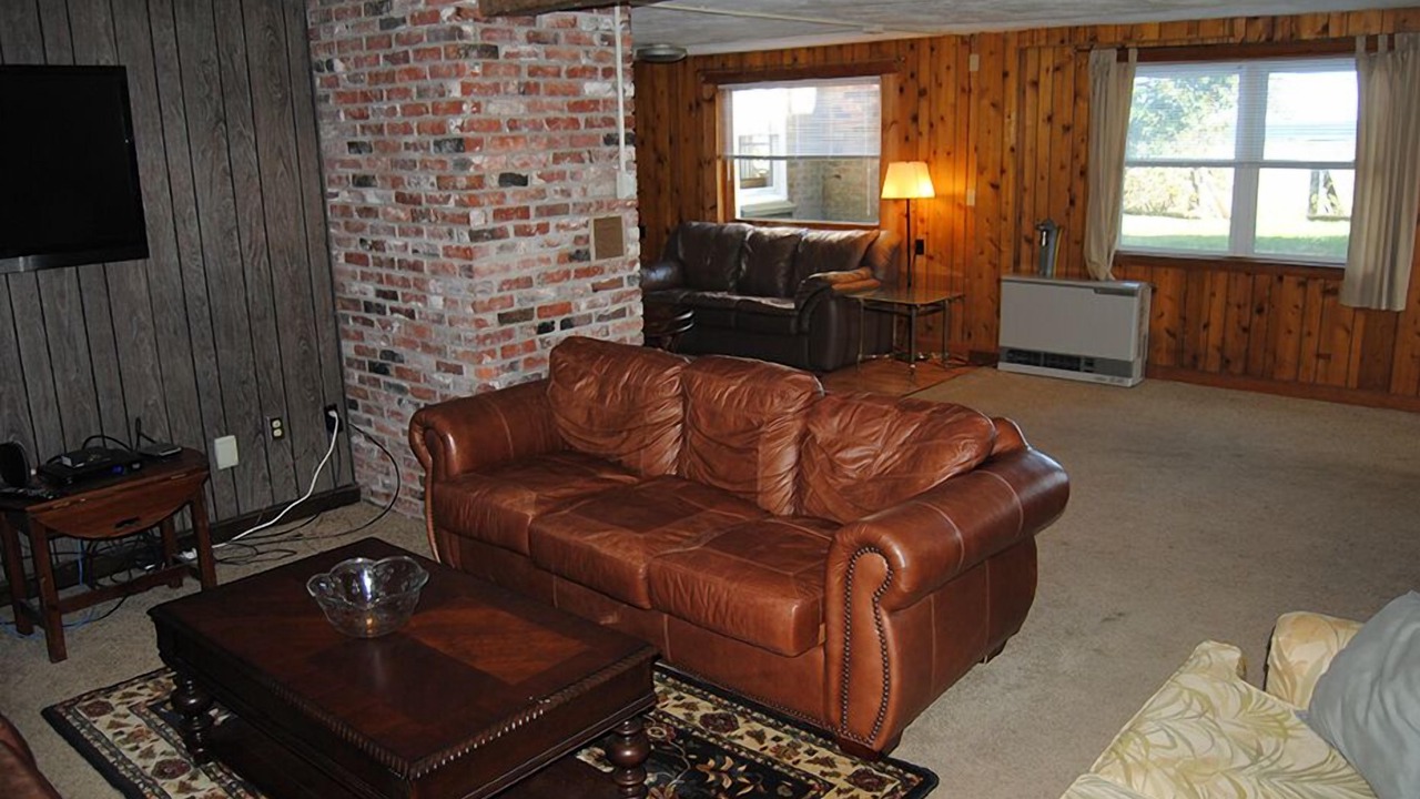 Photo of Livingroom in Pine Point