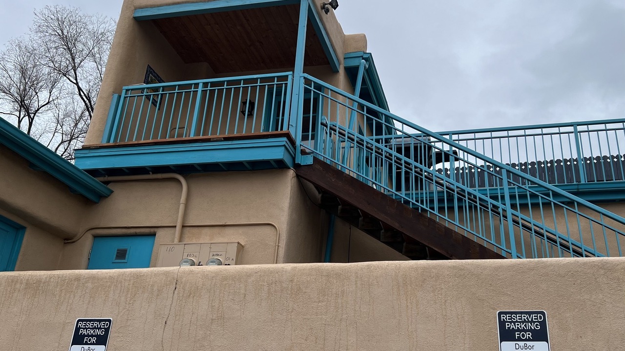 Photo of Others in Taos