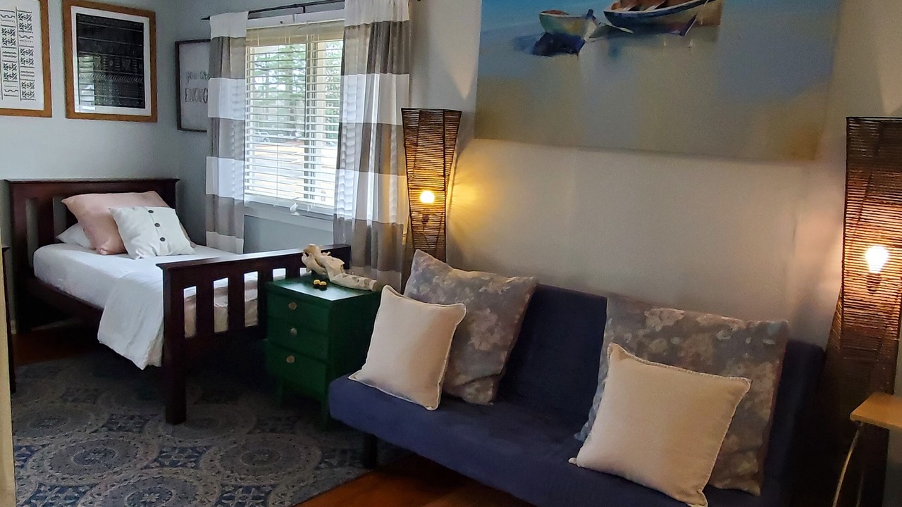 Photo of Livingroom in North Central