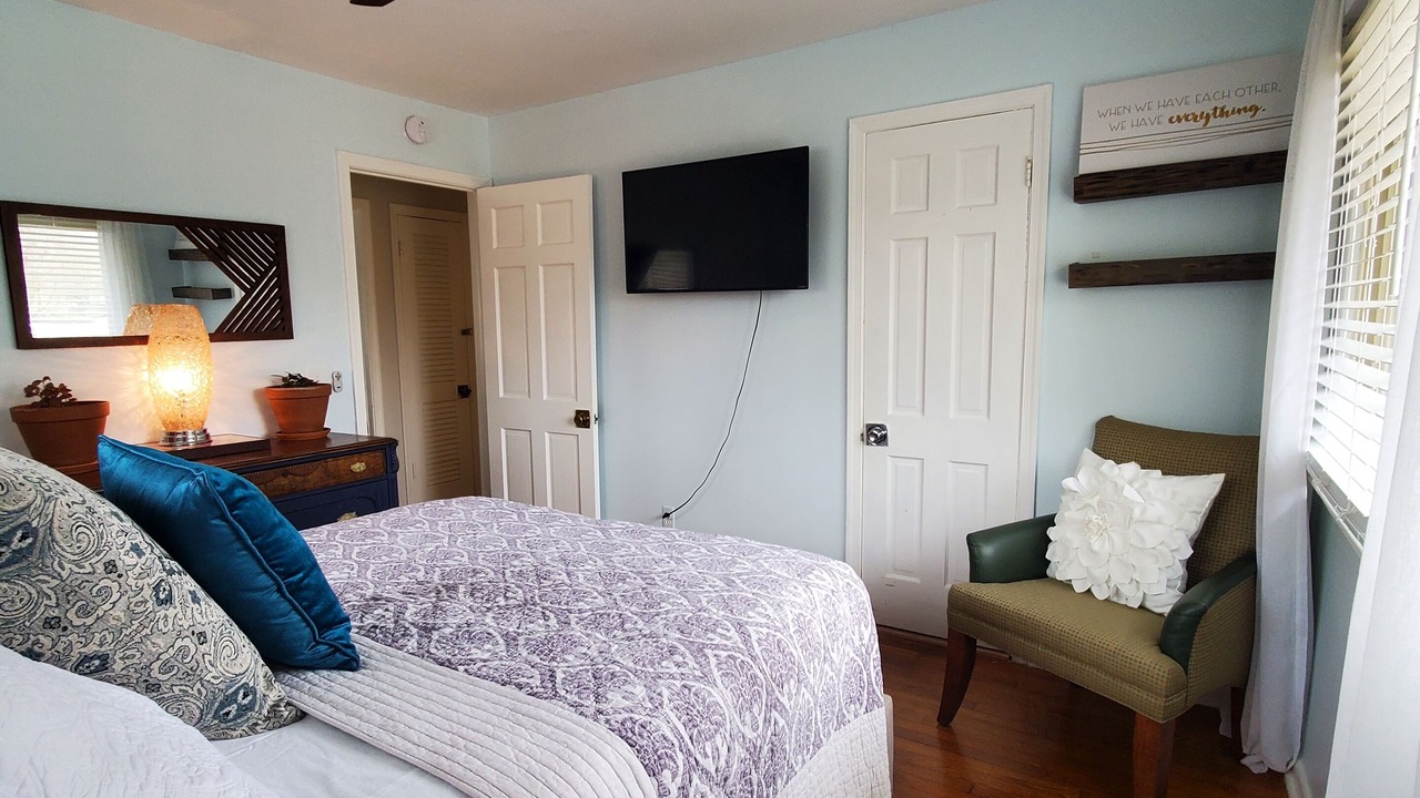 Photo of Bedroom in North Central