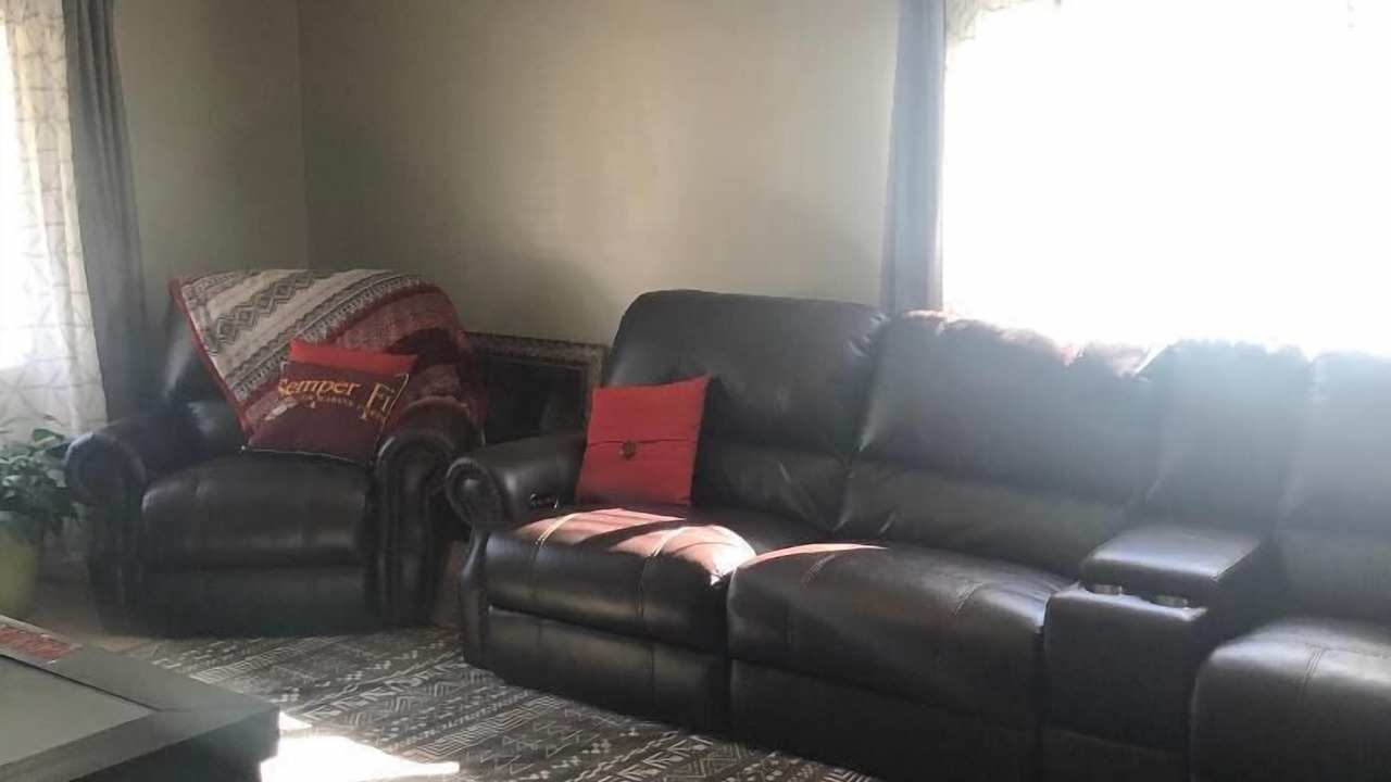Photo of Livingroom in North Central