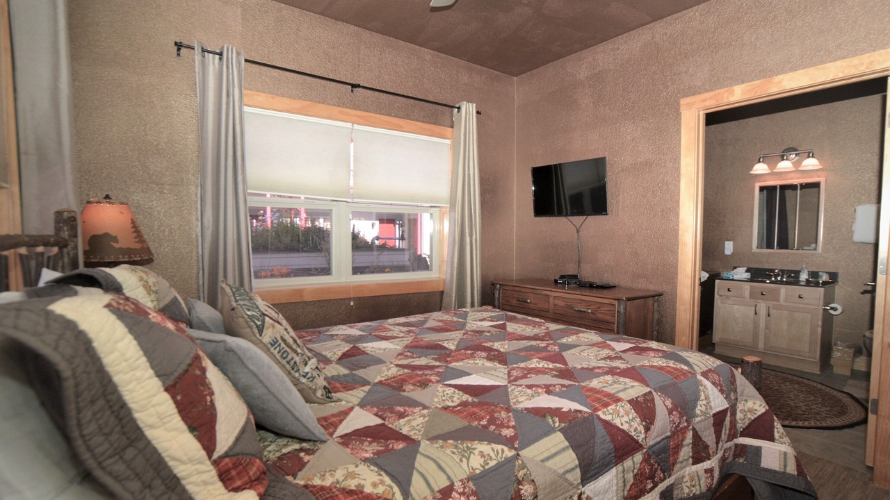 Photo of Others in Dillon