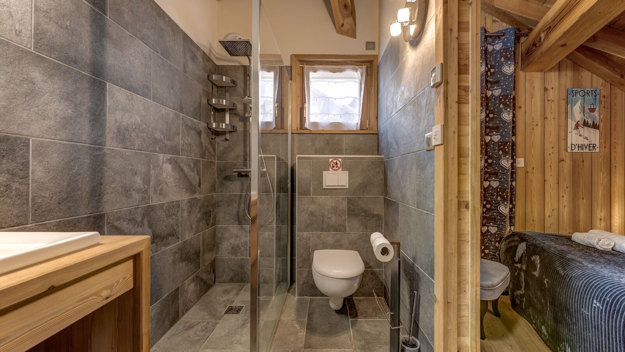 Photo of Bathroom in Viel-Alpe
