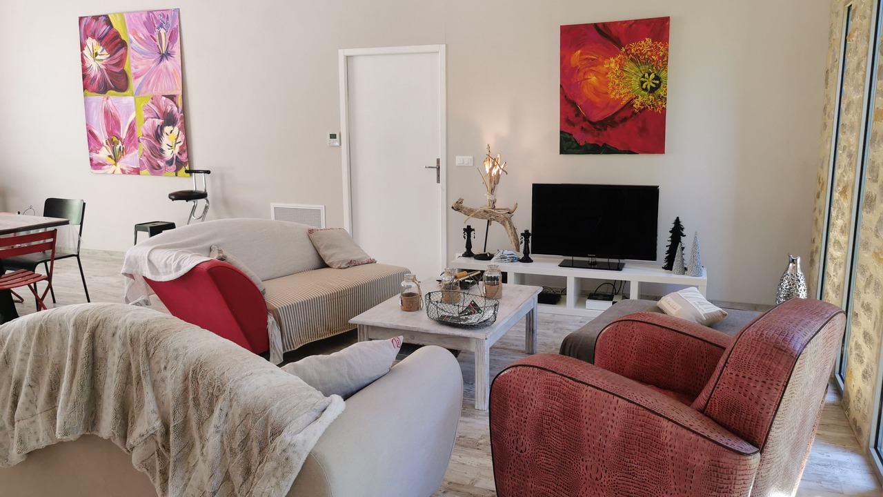 Photo of Livingroom in Saint-Andre-de-Roquelongue