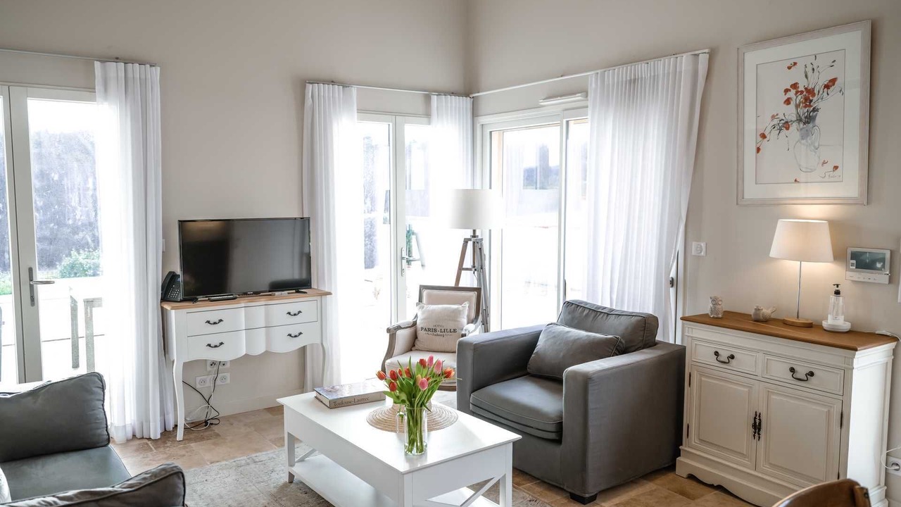 Photo of Livingroom in Castelnau-de-Montmiral
