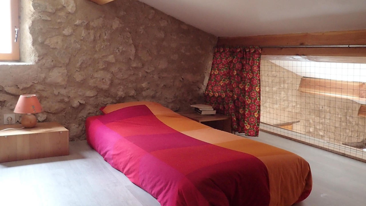 Photo of Bedroom in Curel