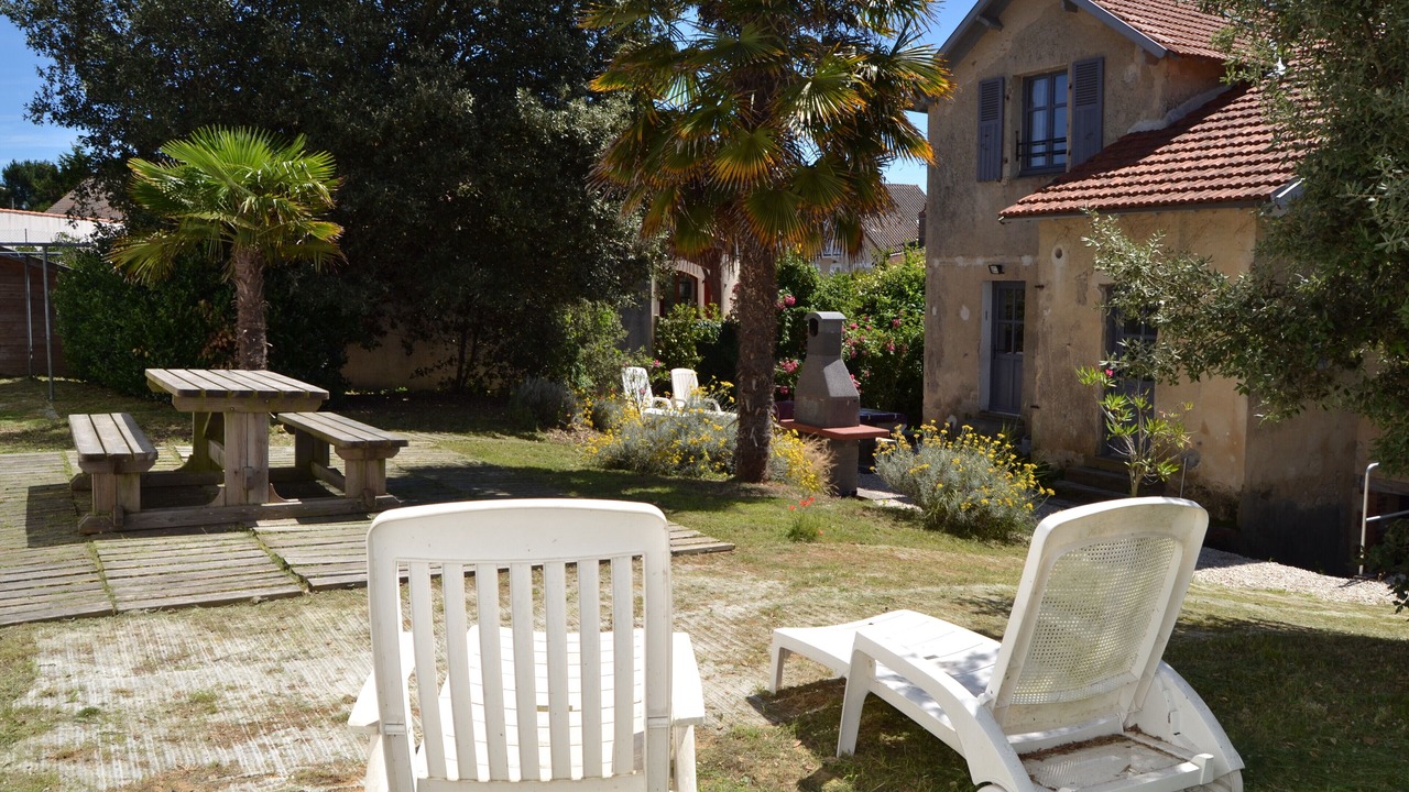 Photo of Patio Balcony in Jard-sur-Mer
