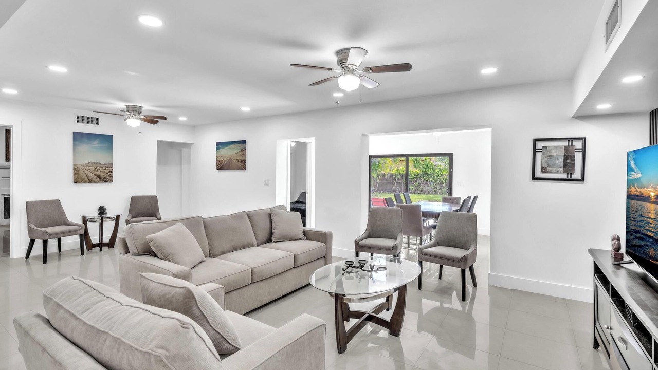 Photo of Livingroom in Plantation