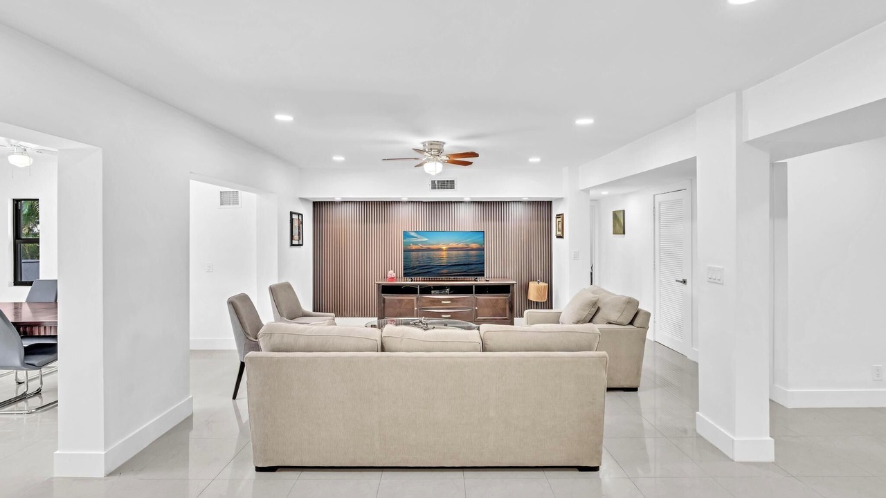 Photo of Livingroom in Plantation