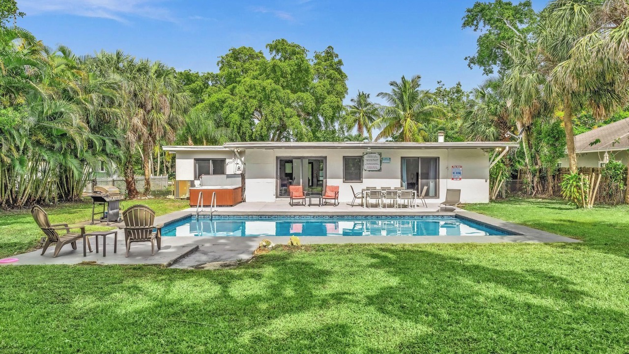 Photo of Outdoor in Plantation