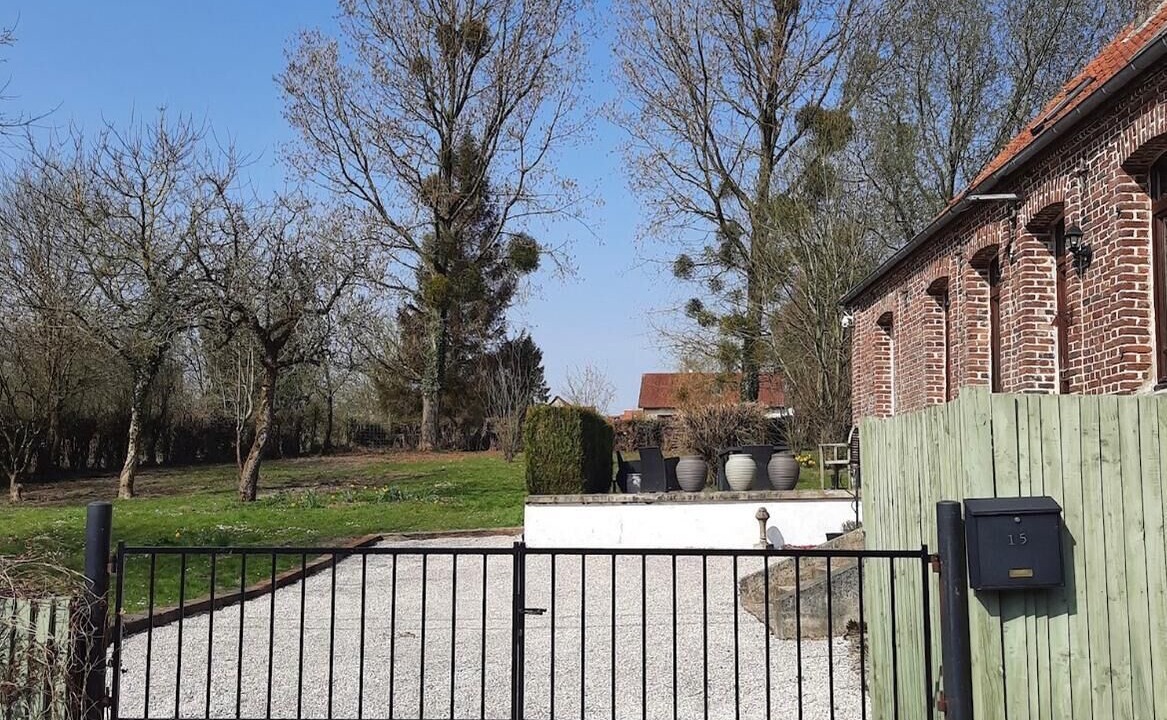 Photo of Outdoor in Embry