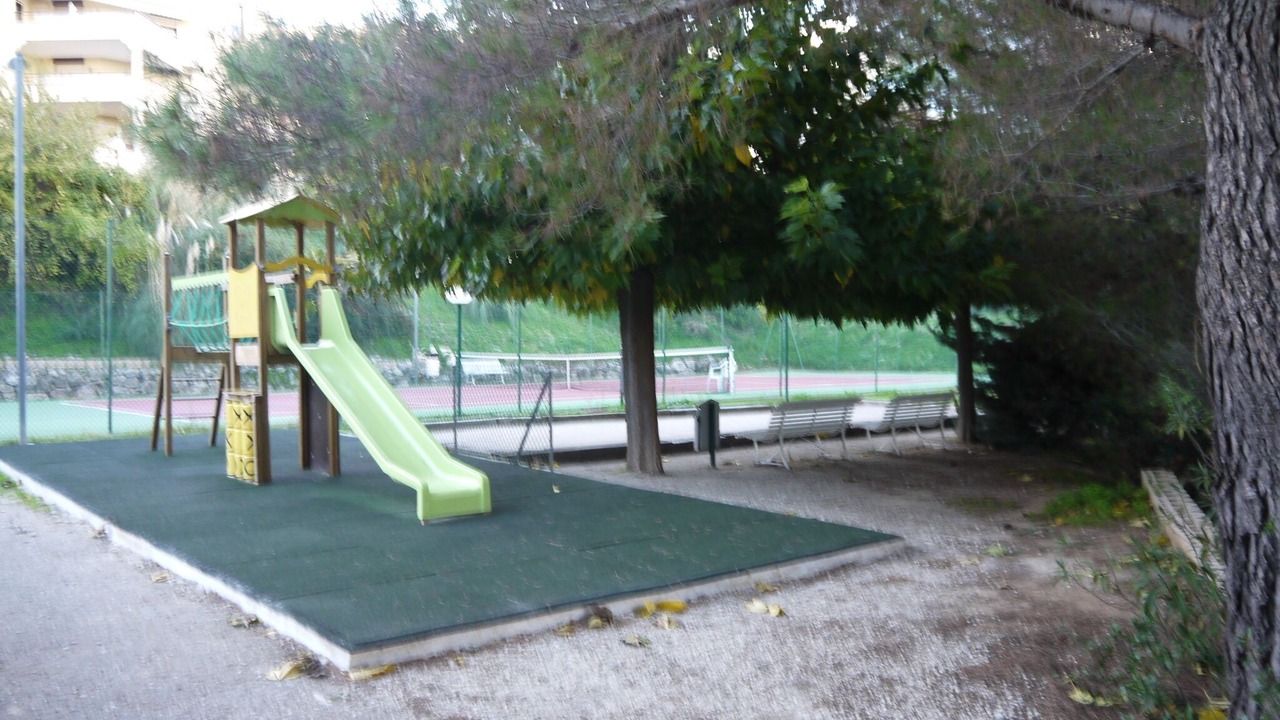 Photo of Others in Fabron