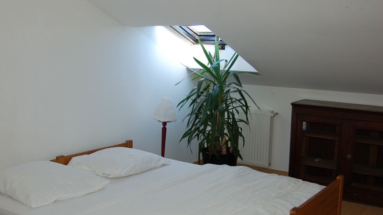 Photo of Bedroom in Saint-Coulomb