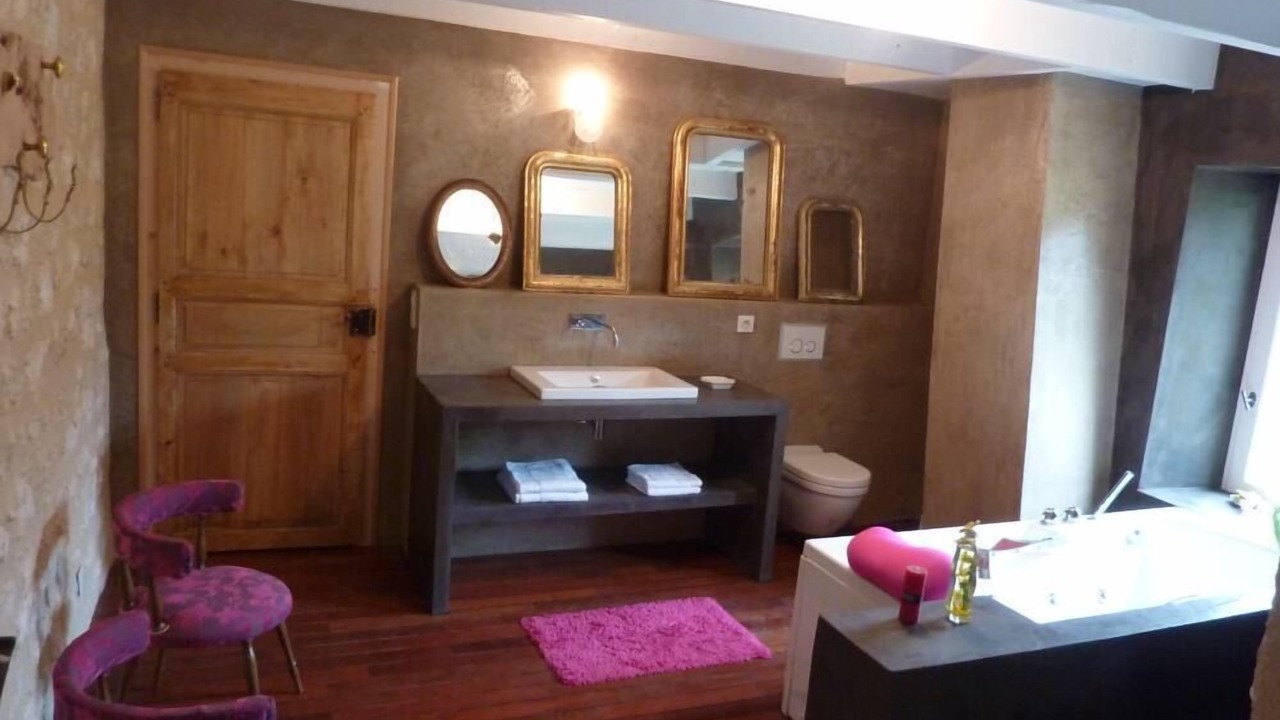 Photo of Bathroom in Cahuzac-sur-Vere
