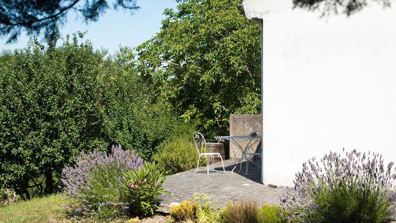 Photo of Outdoor in Billiers