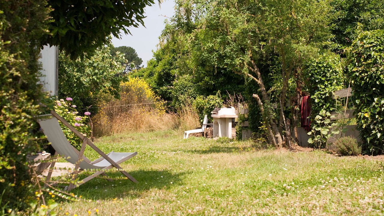 Photo of Outdoor in Billiers