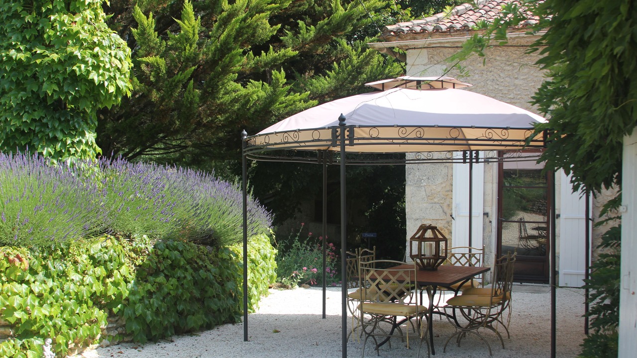 Photo of Outdoor in Saint-Leon-sur-l'Isle