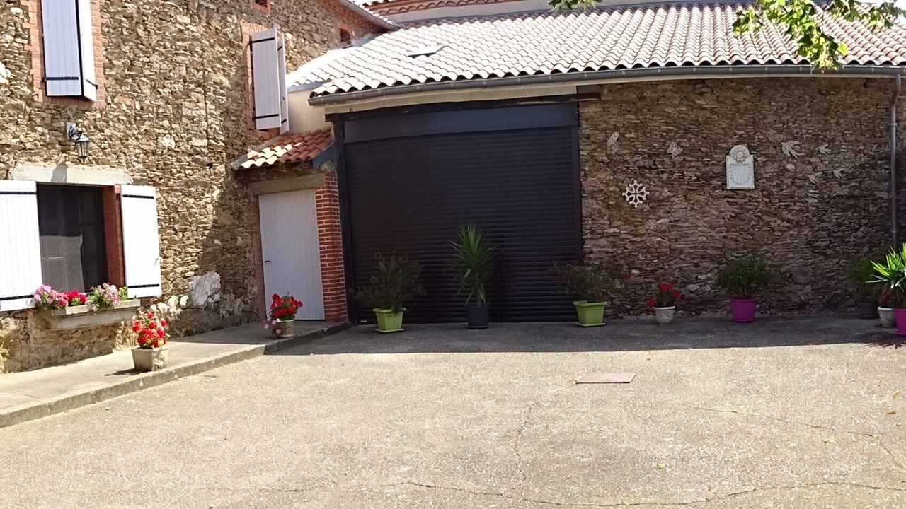 Photo of Outdoor in Andouque