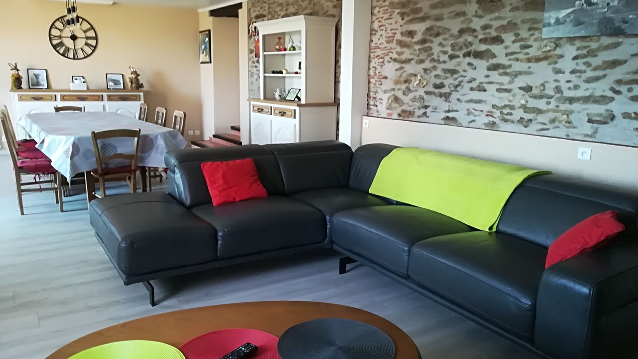 Photo of Livingroom in Andouque