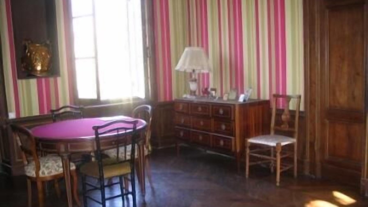 Photo of Others in Olivet