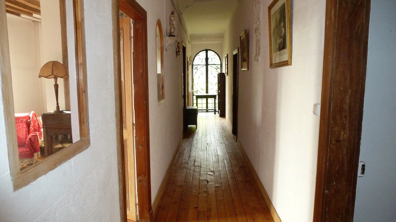 Photo of Others in Olivet