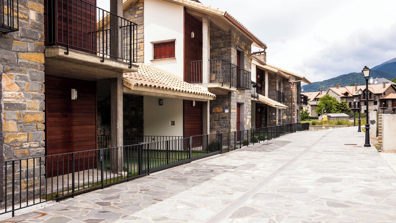 Photo of Outdoor in Gavin