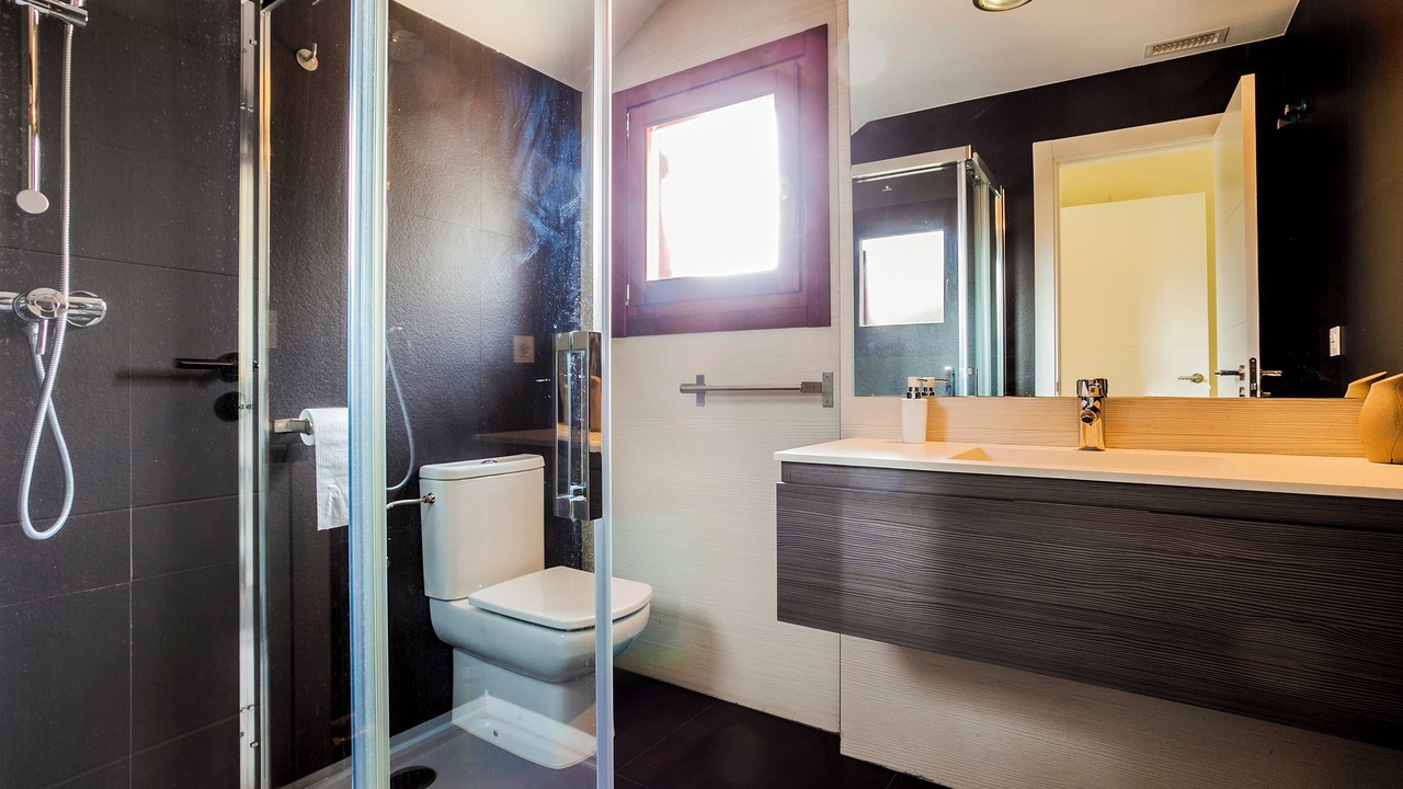 Photo of Bathroom in Gavin