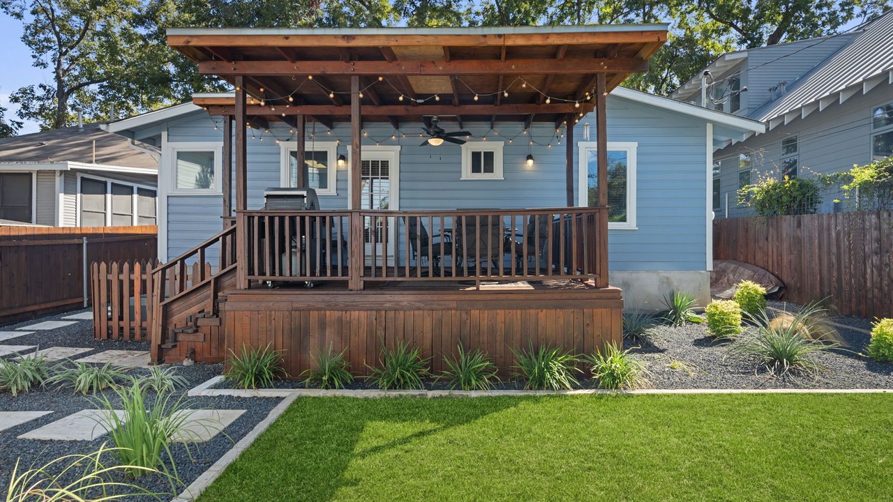 Photo of Outdoor in Bouldin