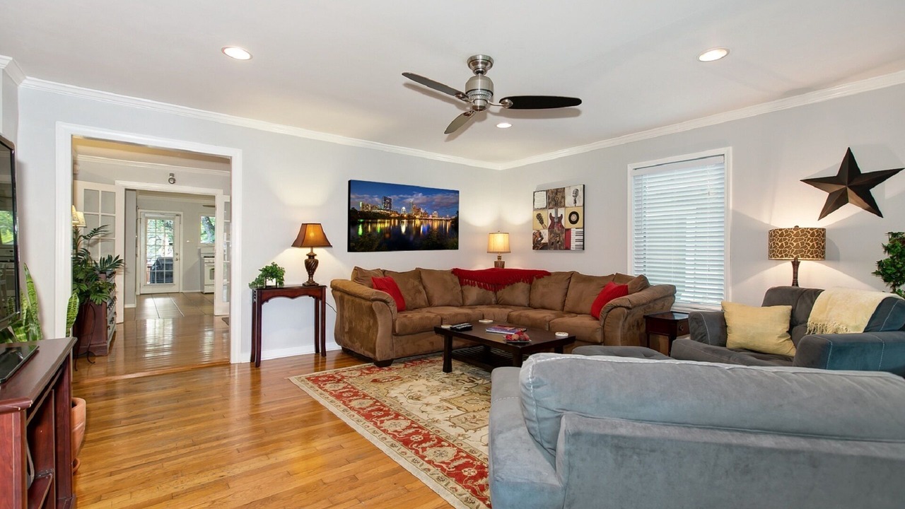 Photo of Livingroom in Bouldin
