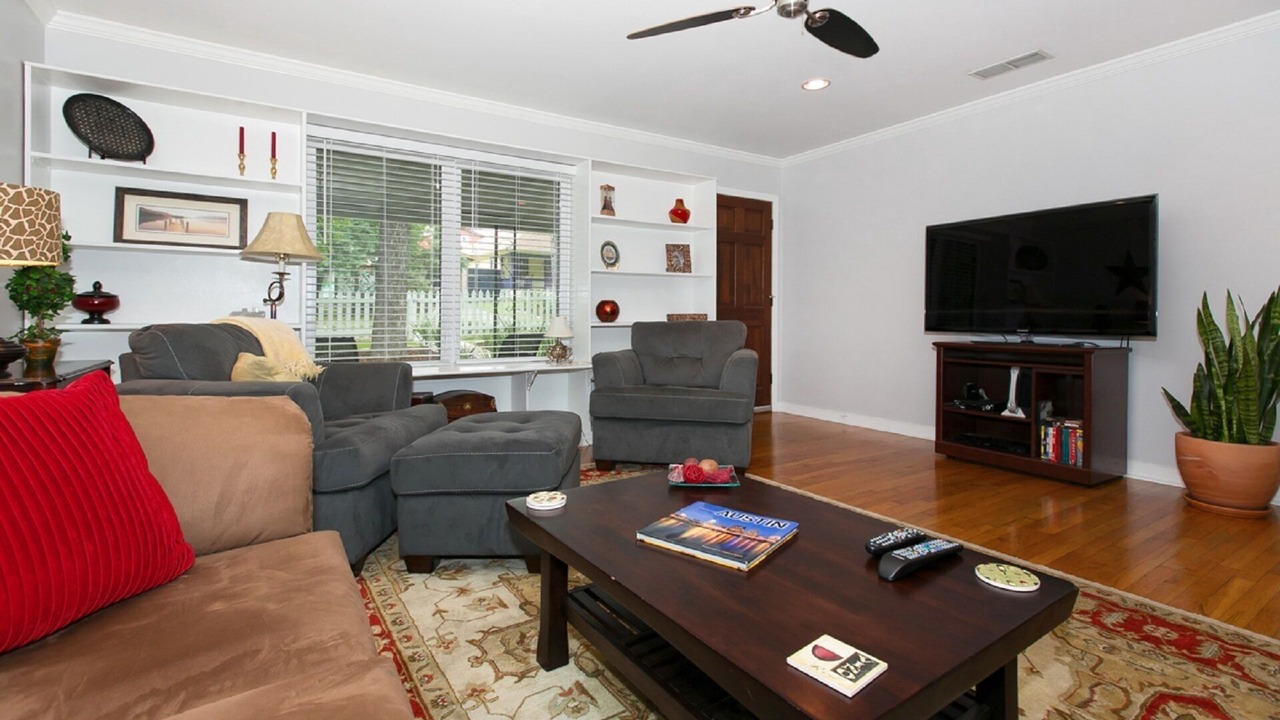Photo of Livingroom in Bouldin